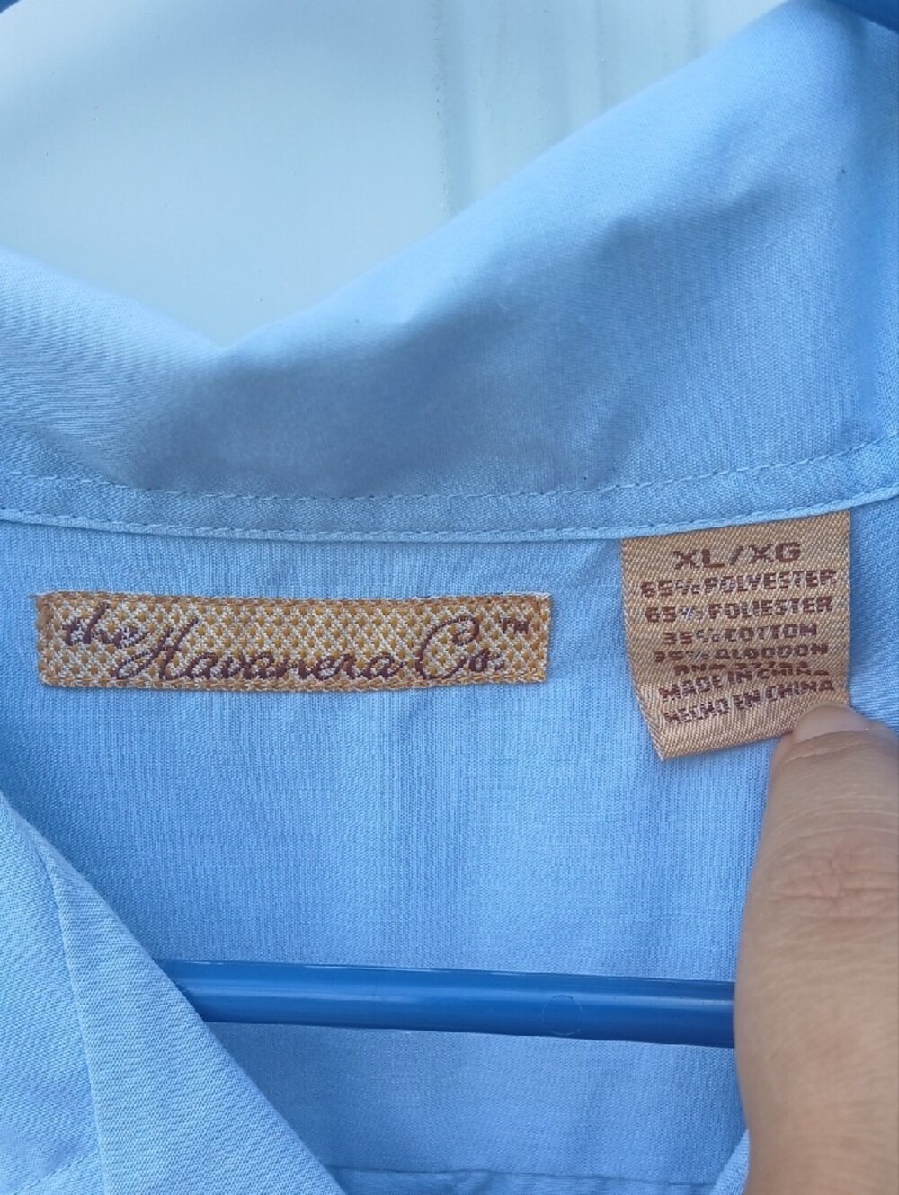 Men’s Light Blue Guayabera-Style Short Sleeve Button-Down Shirt - Picture 2 of 8